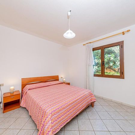 Appartamento Residenziale Trilocale 6 Posti Letto Via Sardegna San Teodoro San Teodoro  Eksteriør billede