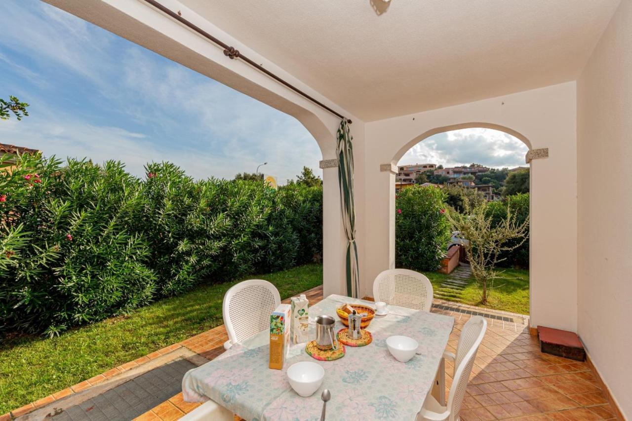 Appartamento Residenziale Trilocale 6 Posti Letto Via Sardegna San Teodoro San Teodoro  Eksteriør billede